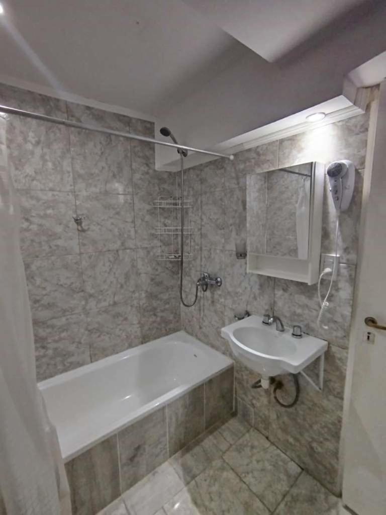 Departamento Yekamush 2 Ushuaia Appartement Buitenkant foto